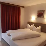 Klausnerhof Garni Hotel Seefeld in Tirol