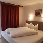 Klausnerhof Garni Hotel 3*