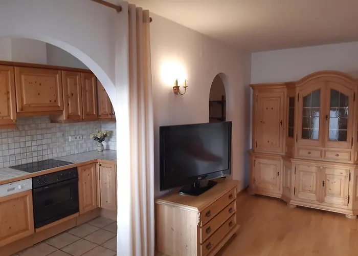 فندق لاندهاوس كلوسنيرهوف غارني