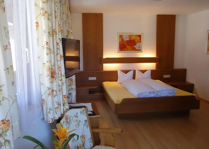 لاندهاوس كلوسنيرهوف غارني 3*