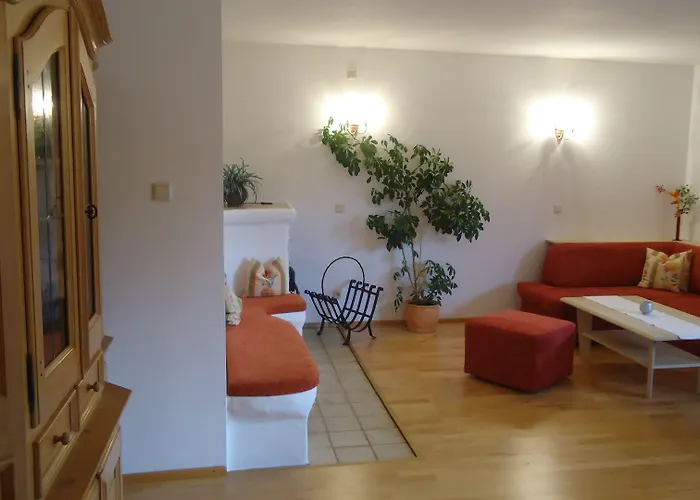 لاندهاوس كلوسنيرهوف غارني 3*