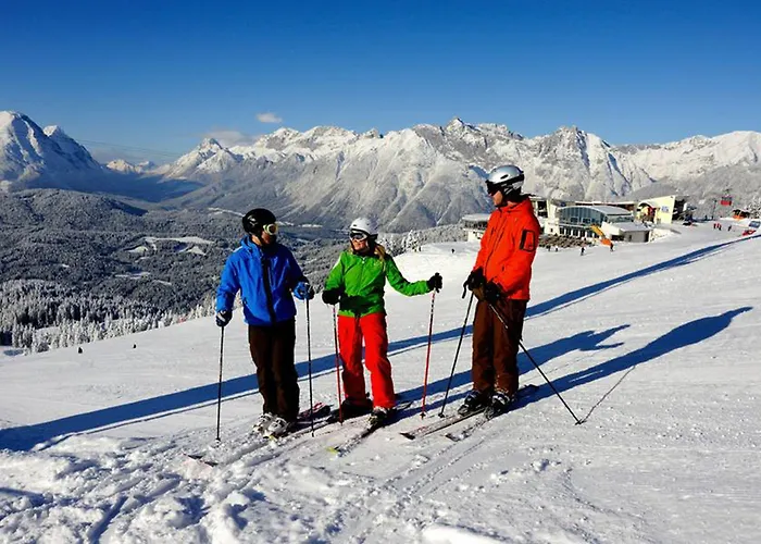 لاندهاوس كلوسنيرهوف غارني فندق